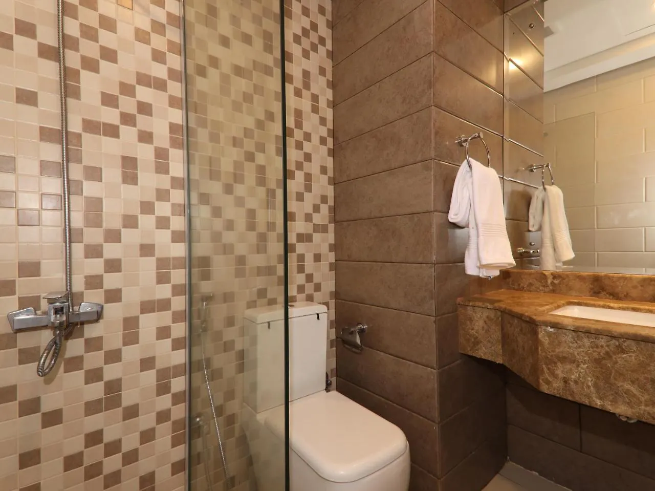 Loeloe El Hameery Otel Mekke Suudi Arabistan
